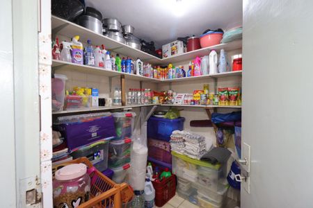 Casa à venda com 147m², 2 quartos e 3 vagasDespensa