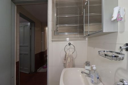 Casa à venda com 147m², 2 quartos e 3 vagasBanheiro Social