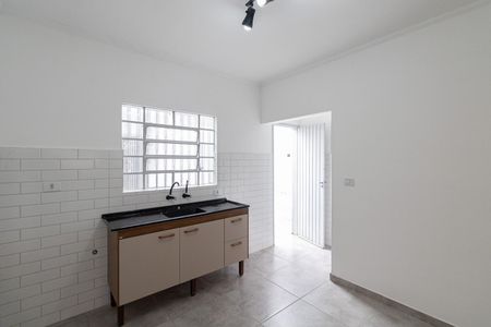 Casa para alugar com 142m², 2 quartos e 2 vagas Casa para alugar com 142m², 2 quartos e 2 vagasCozinha