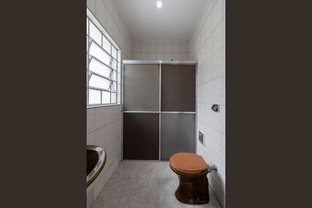 Casa para alugar com 142m², 2 quartos e 2 vagas Casa para alugar com 142m², 2 quartos e 2 vagasBanheiro