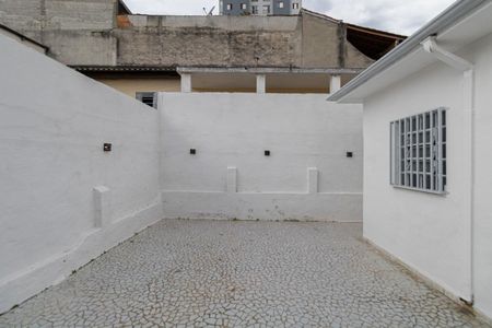 Casa para alugar com 142m², 2 quartos e 2 vagas Casa para alugar com 142m², 2 quartos e 2 vagasÁrea de Serviço