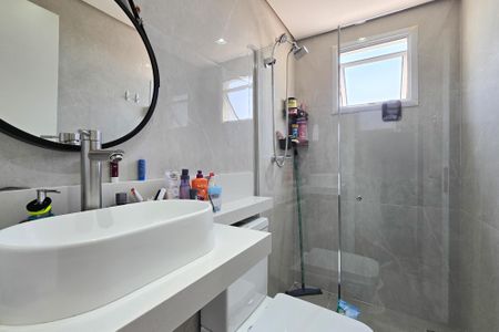 Apartamento à venda com 77m², 2 quartos e 1 vagaBanheiro da Suíte 1