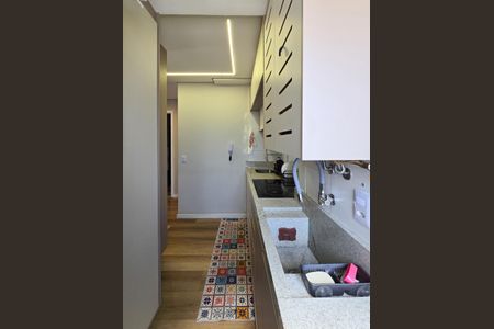 Apartamento à venda com 77m², 2 quartos e 1 vagaÁrea de Serviço