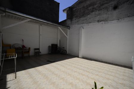Casa para alugar com 160m², 2 quartos e 1 vagaQuintal