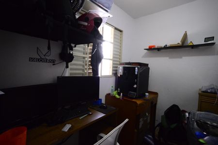 Casa para alugar com 160m², 2 quartos e 1 vagaEscritório