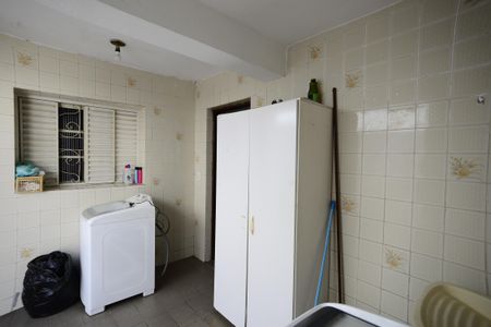 Casa para alugar com 160m², 2 quartos e 1 vagaÁrea de Serviço