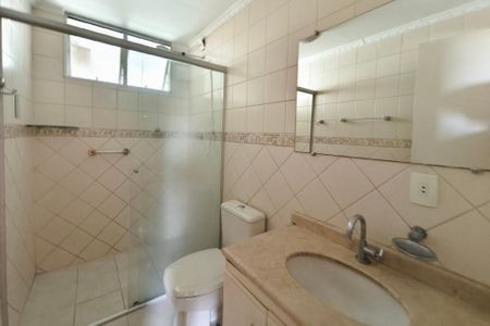 Apartamento à venda com 71m², 3 quartos e 1 vagaBanheiro Social