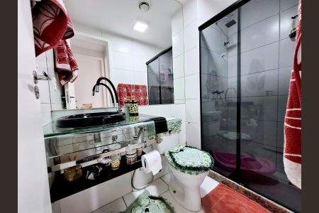 Apartamento à venda com 124m², 3 quartos e 2 vagas Apartamento à venda com 124m², 3 quartos e 2 vagasBanheiro 1