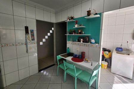 Casa para alugar com 140m², 3 quartos e 2 vagasCozinha