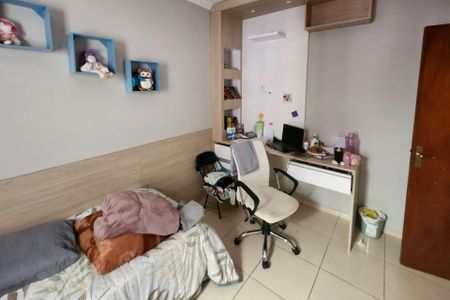 Casa para alugar com 140m², 3 quartos e 2 vagasQuarto 2