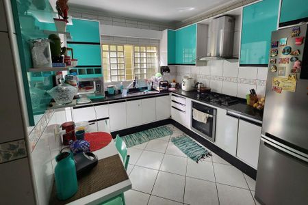 Casa para alugar com 140m², 3 quartos e 2 vagasCozinha