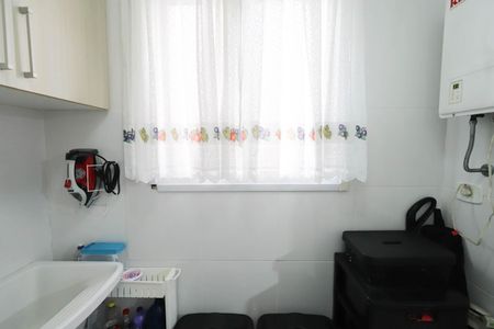 Apartamento à venda com 84m², 3 quartos e 1 vagaÁrea de Serviço