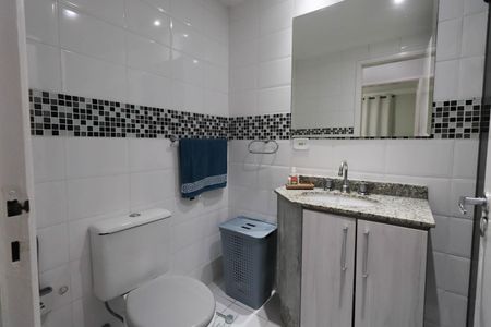 Apartamento à venda com 84m², 3 quartos e 1 vagaBanheiro Social