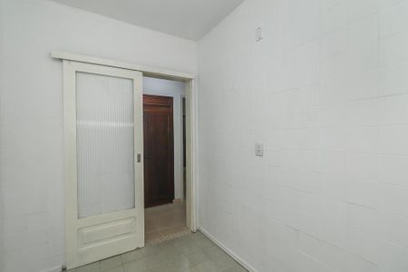 Casa à venda com 220m², 5 quartos e 5 vagasQuarto 3