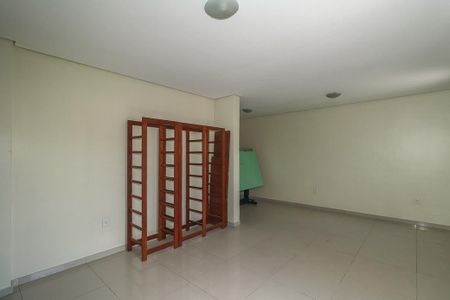 Casa à venda com 220m², 5 quartos e 5 vagasQuarto 4 / Casa Fundos