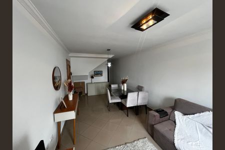 Sala de casa à venda com 3 quartos, 165m² em Parque Peruche, São Paulo