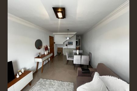 Sala de casa à venda com 3 quartos, 165m² em Parque Peruche, São Paulo