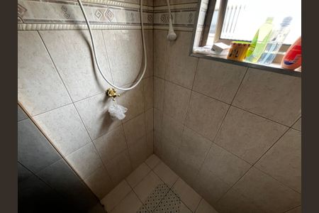 Casa à venda com 165m², 3 quartos e 2 vagas Casa à venda com 165m², 3 quartos e 2 vagasBanheiro Social