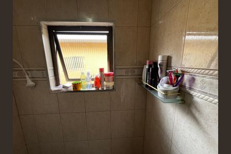 Casa à venda com 165m², 3 quartos e 2 vagas Casa à venda com 165m², 3 quartos e 2 vagasBanheiro Social