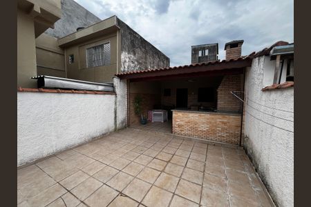 Casa à venda com 165m², 3 quartos e 2 vagas Casa à venda com 165m², 3 quartos e 2 vagasChurrasqueira