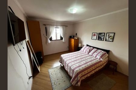 Casa à venda com 165m², 3 quartos e 2 vagas Casa à venda com 165m², 3 quartos e 2 vagasSuíte