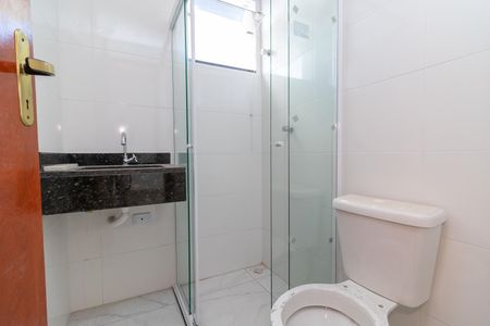 Apartamento para alugar com 68m², 2 quartos e sem vagaBanheiro