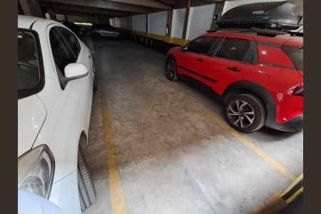 Apartamento à venda com 85m², 3 quartos e 1 vagaÁrea comum