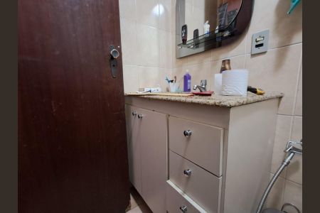 Apartamento à venda com 85m², 3 quartos e 1 vagaBanheiro 2