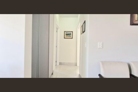 Corredor de apartamento à venda com 2 quartos, 60m² em Sobradinho, Lagoa Santa