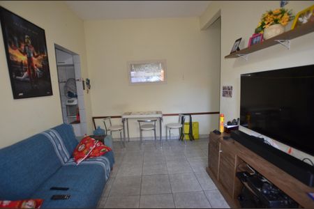 Sala de apartamento para alugar com 1 quarto, 50m² em Osvaldo Cruz, Rio de Janeiro