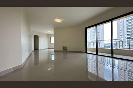 Apartamento à venda com 150m², 4 quartos e 4 vagas