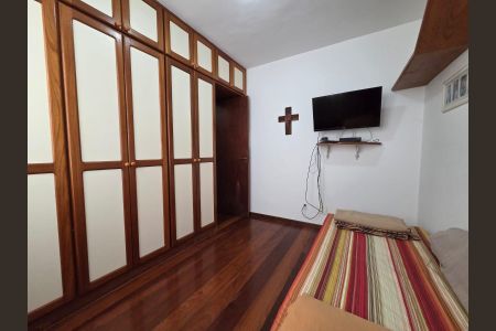 Apartamento à venda com 181m², 3 quartos e 2 vagasQuarto 3