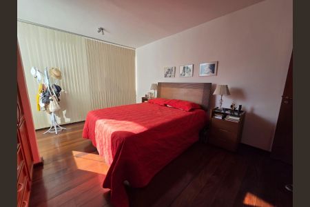 Apartamento à venda com 181m², 3 quartos e 2 vagasSuíte