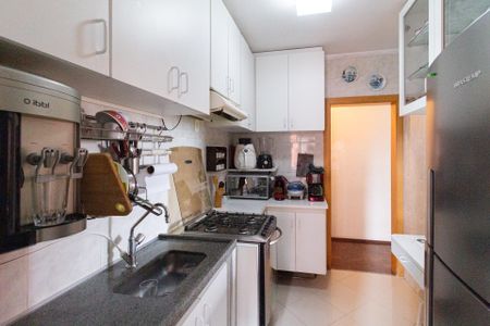 Apartamento à venda com 71m², 3 quartos e 1 vagaCozinha e área de serviço