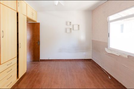 Casa à venda com 200m², 3 quartos e 1 vagaQuarto 1