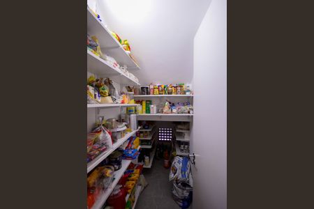 Casa à venda com 260m², 4 quartos e 2 vagasCozinha - Dispensa