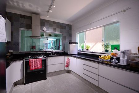 Casa à venda com 260m², 4 quartos e 2 vagasCozinha