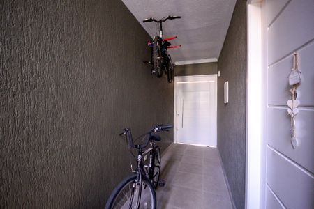 Casa à venda com 260m², 4 quartos e 2 vagasEntrada