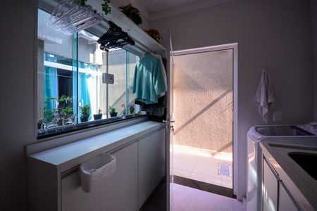 Casa à venda com 260m², 4 quartos e 2 vagasÁrea de Serviço