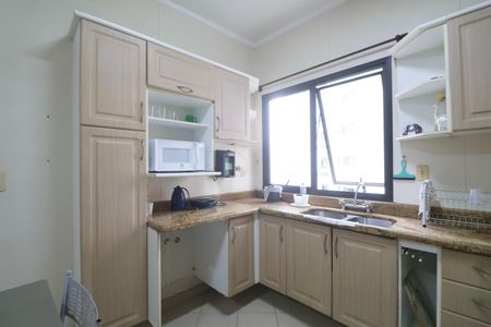 Apartamento para alugar com 260m², 4 quartos e 3 vagasCozinha