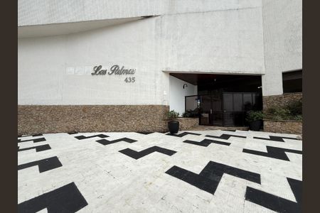 Apartamento para alugar com 260m², 4 quartos e 3 vagasFachada