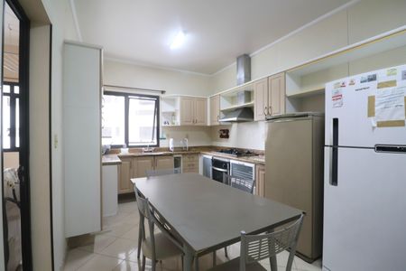 Apartamento para alugar com 260m², 4 quartos e 3 vagasCozinha