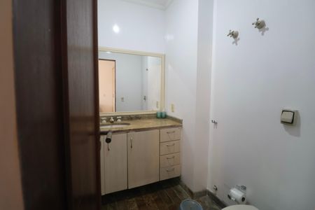 Apartamento para alugar com 260m², 4 quartos e 3 vagasBanheiro da Suíte
