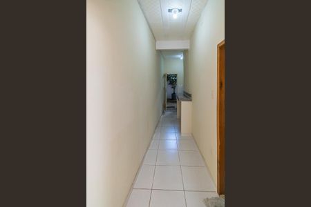 Sala - Hall da entrada de casa para alugar com 1 quarto, 60m² em Olaria, Rio de Janeiro