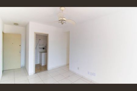 Sala de apartamento para alugar com 2 quartos, 75m² em Fonseca, Niterói