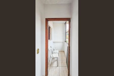 Sacada de casa à venda com 2 quartos, 50m² em São Pedro, Osasco