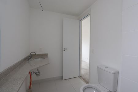 Apartamento à venda com 121m², 3 quartos e 2 vagasBanheiro da Suíte 1