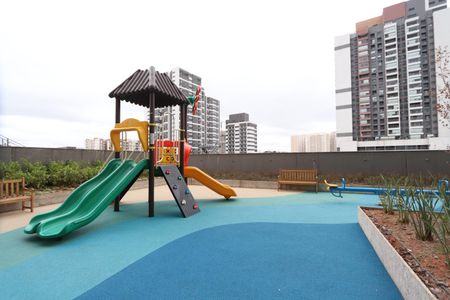 Apartamento à venda com 121m², 3 quartos e 2 vagasÁrea comum - Playground
