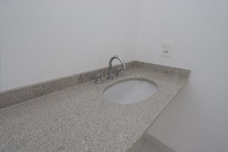 Apartamento à venda com 121m², 3 quartos e 2 vagasBanheiro da Suíte 1