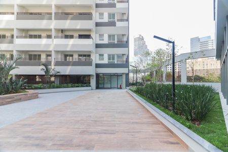 Studio para alugar com 32m², 1 quarto e sem vaga Studio para alugar com 32m², 1 quarto e sem vagaCondomínio